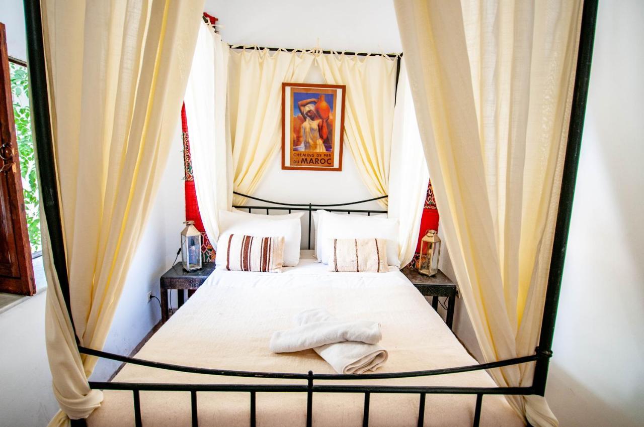 Hotel & Spa Riad Dar El Aila Marrakesh Bagian luar foto