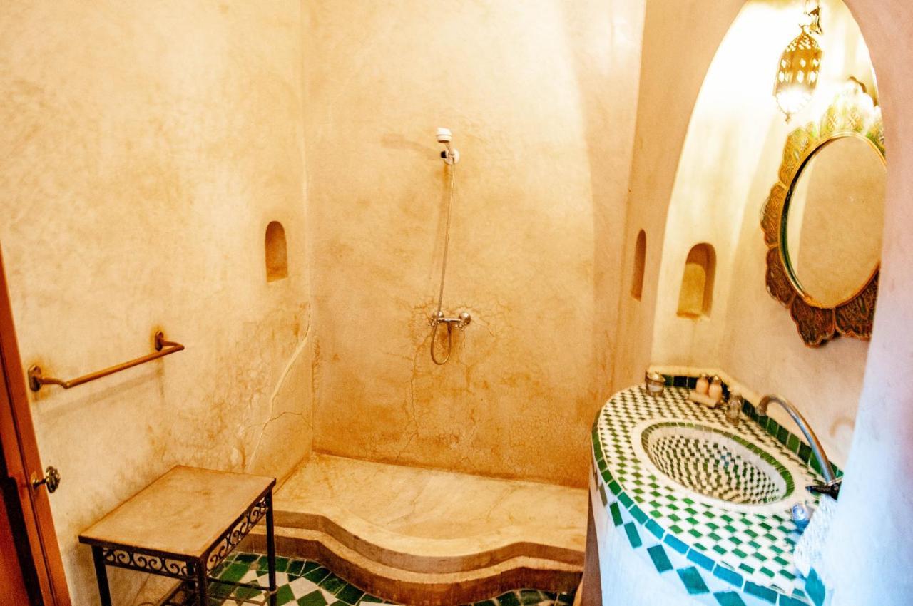 Hotel & Spa Riad Dar El Aila Marrakesh Bagian luar foto