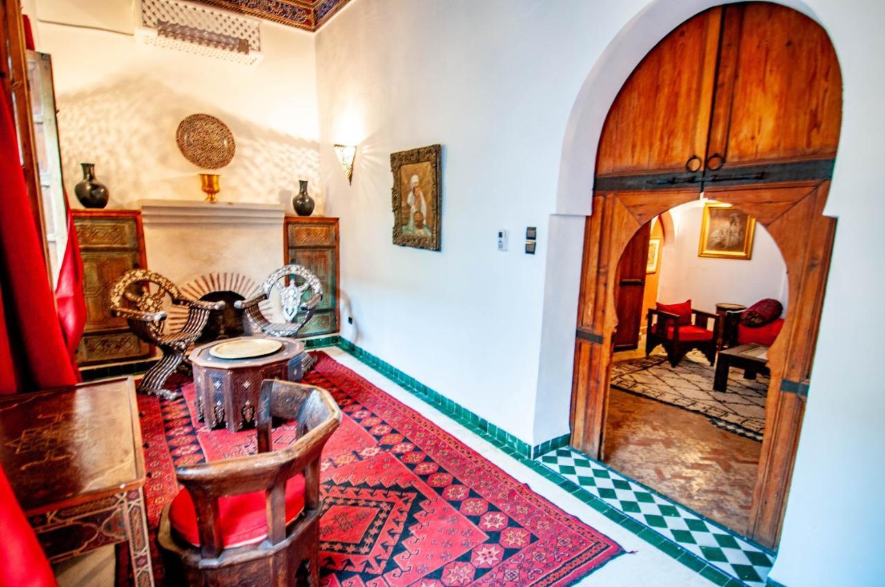 Hotel & Spa Riad Dar El Aila Marrakesh Bagian luar foto